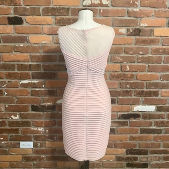 Calvin Klein blush body con dress - Picture 6 of 12